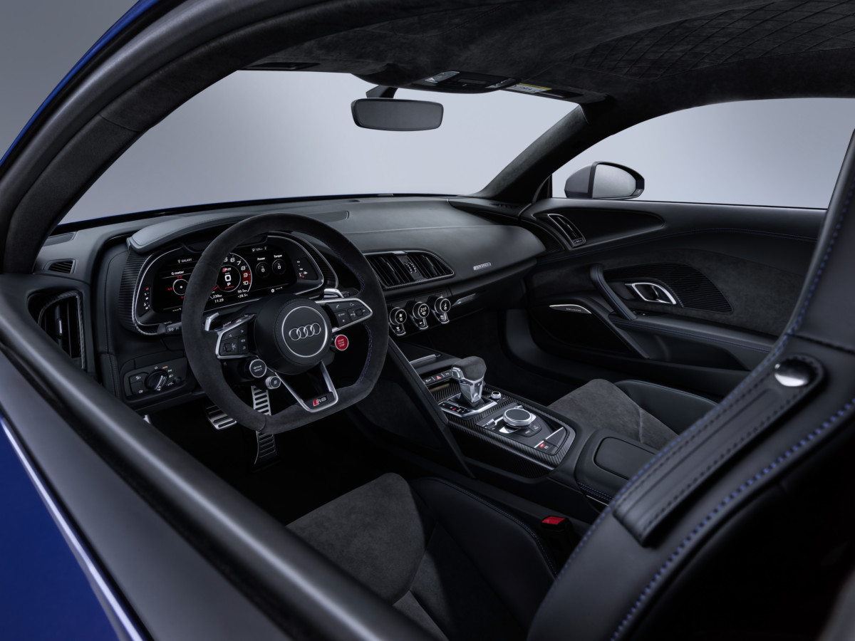 Audi R8 Coupé Interior