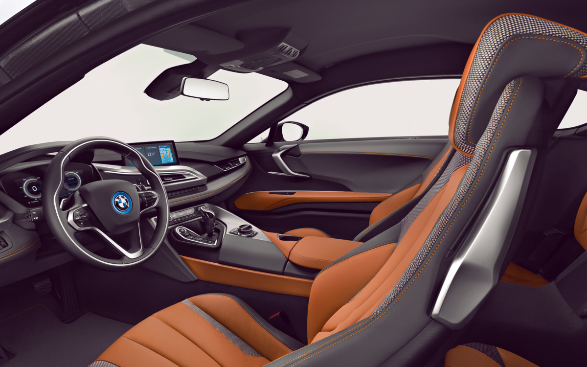 BMW i8 Coupé 2018 Interior